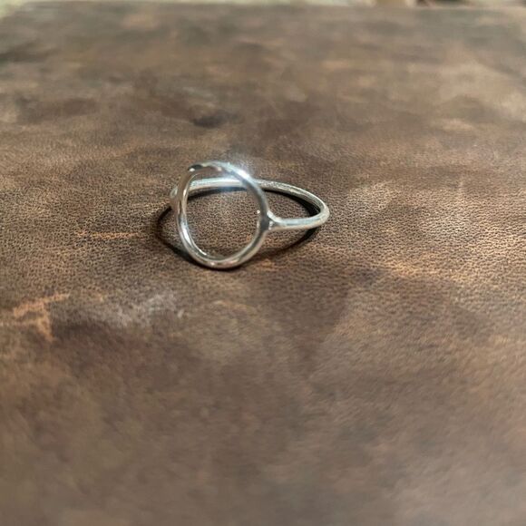 Tiny Delicate  Circle Ring Sterling Silver 925 Size 8 Minimalist Jewelery - Picture 6 of 14